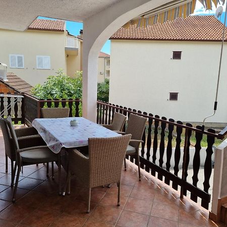 Apartman Frketic Žaborić Exteriér fotografie